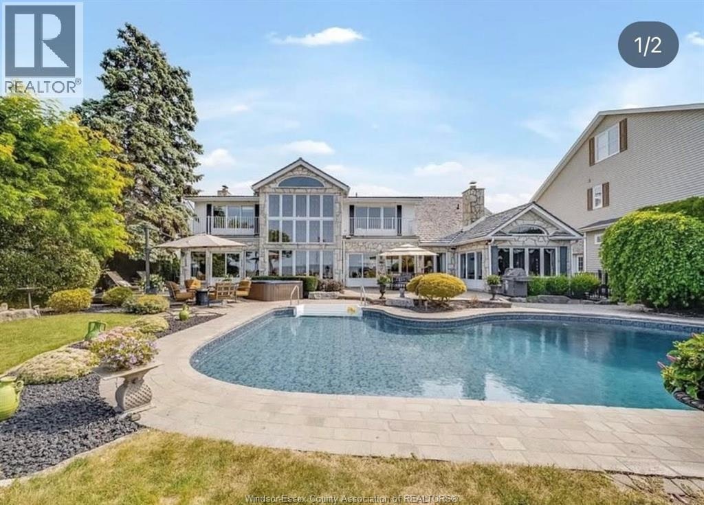 13018 Riverside Drive, Tecumseh, ON, N8N 1A8
