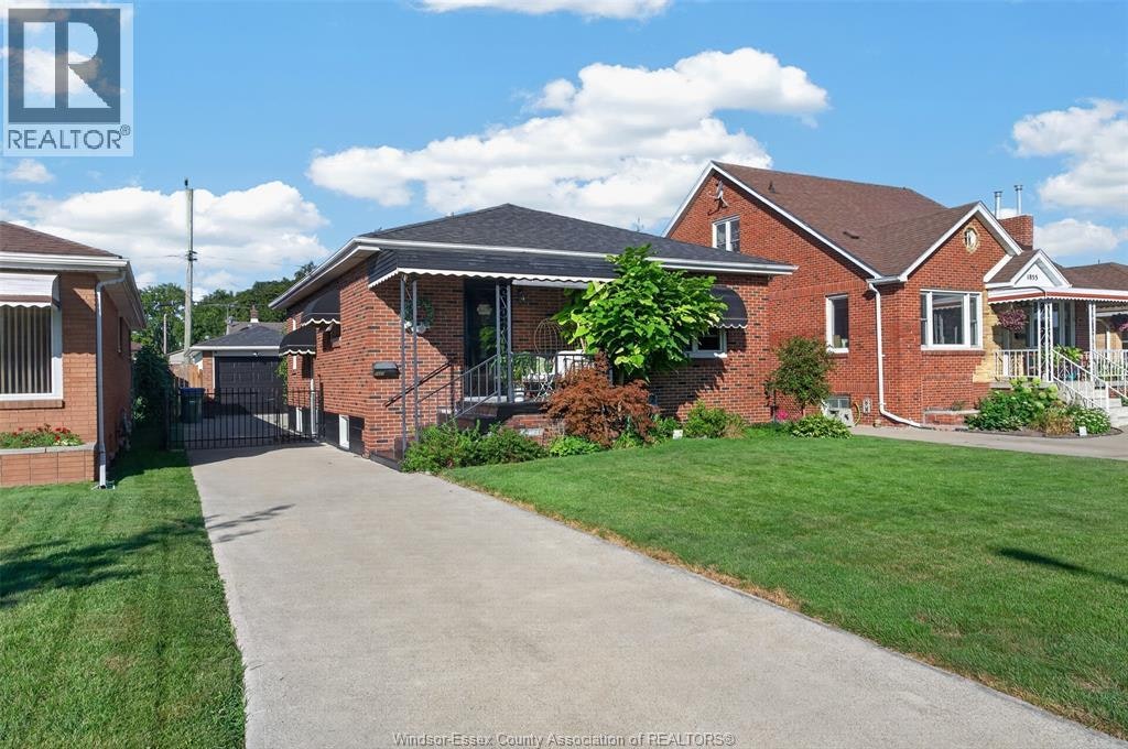 1859 Chandler, Windsor, ON, N8W 4A2