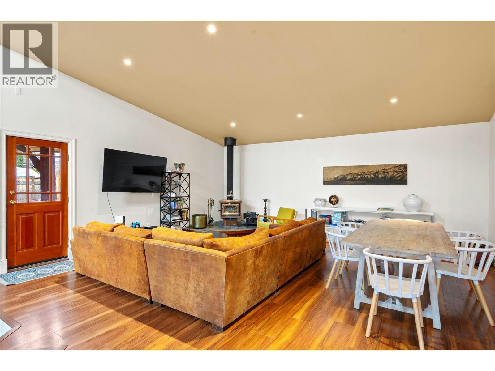 335 Middle Bench Road, Penticton, BC, V2A 8S8 - 7