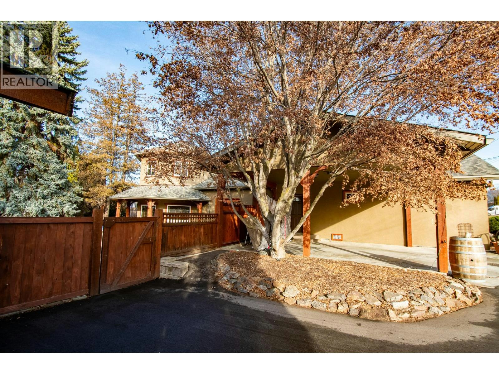 335 Middle Bench Road, Penticton, BC, V2A 8S8 - 27