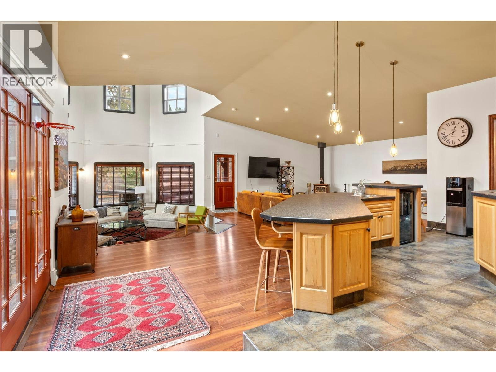 335 Middle Bench Road, Penticton, BC, V2A 8S8 - 6