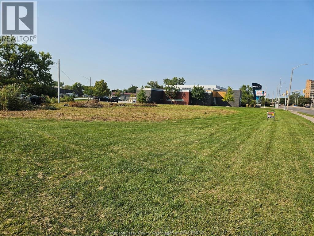 1390 Matthew Brady Boulevard, Windsor, ON, N8S 4R6