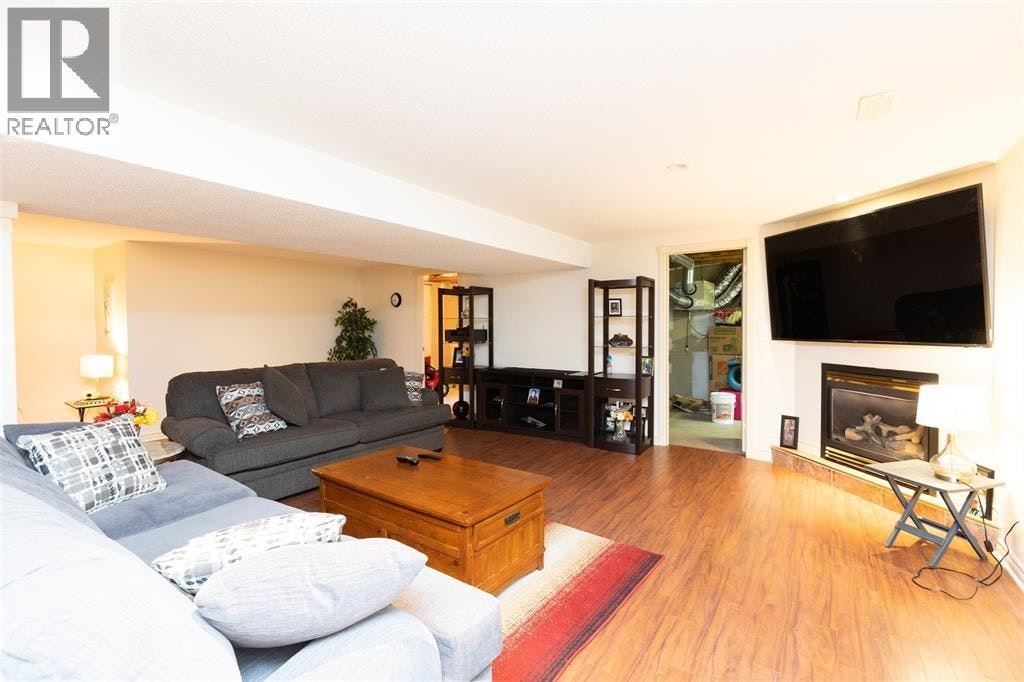 582 Riverside Drive, St. Clair, ON, N0N 1G0 - 32