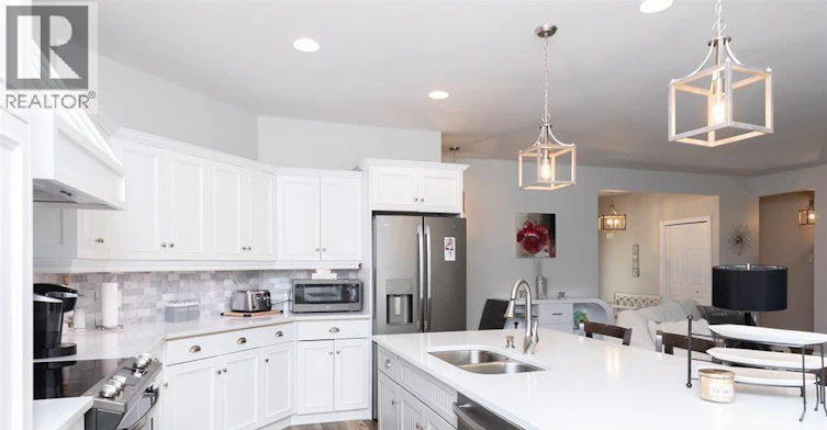 582 Riverside Drive, St. Clair, ON, N0N 1G0 - 17