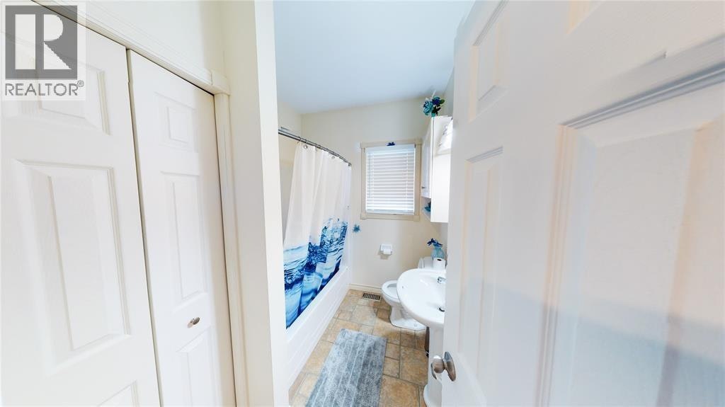 582 Riverside Drive, St. Clair, ON, N0N 1G0 - 29