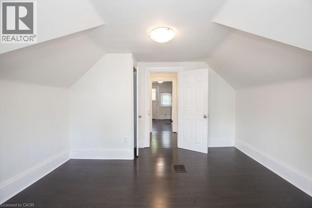 3-133 Park Row N, Hamilton, ON, L8H 4E7 - 9