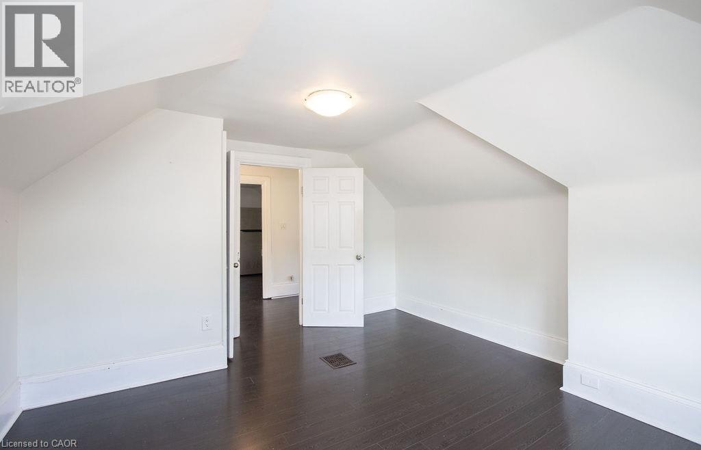 3-133 Park Row N, Hamilton, ON, L8H 4E7 - 8