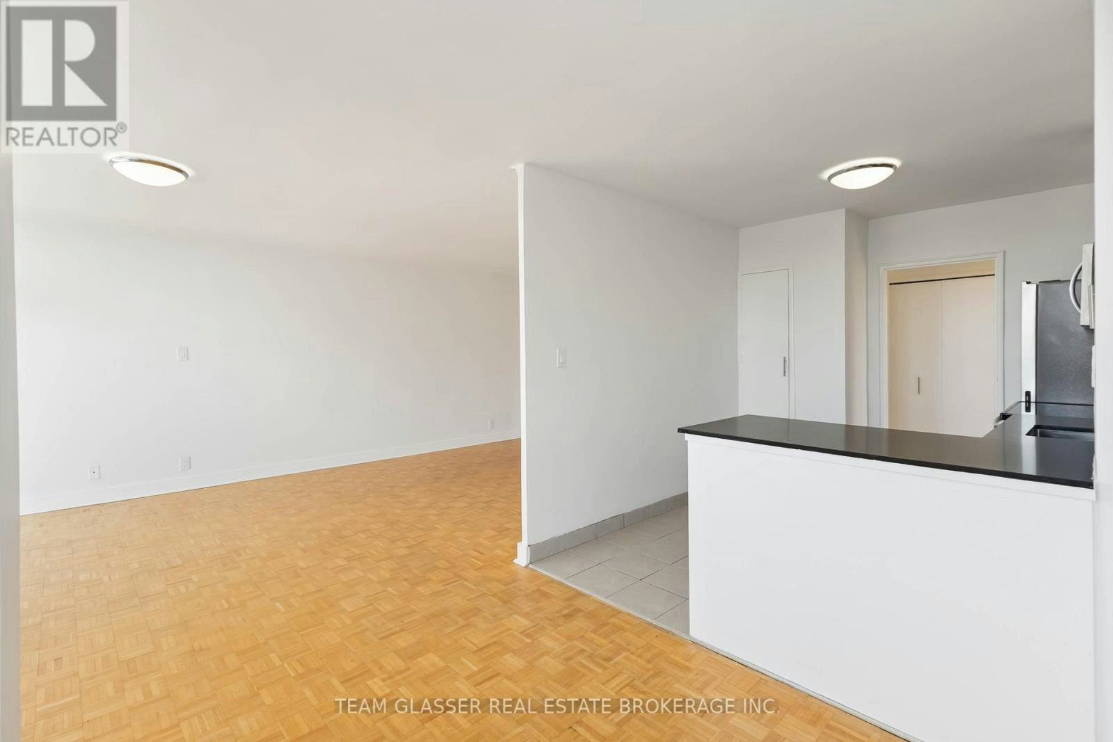 502-396 Queens Avenue, London, ON, N6B 1X7 - 12