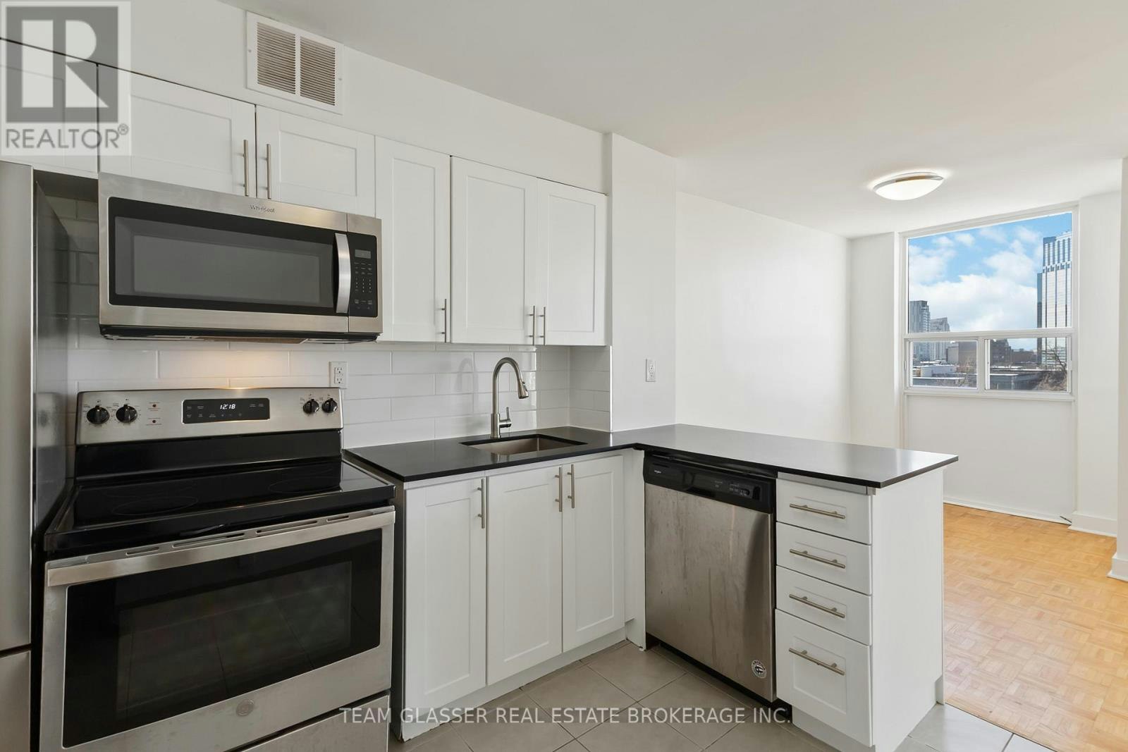 502-396 Queens Avenue, London, ON, N6B 1X7 - 11