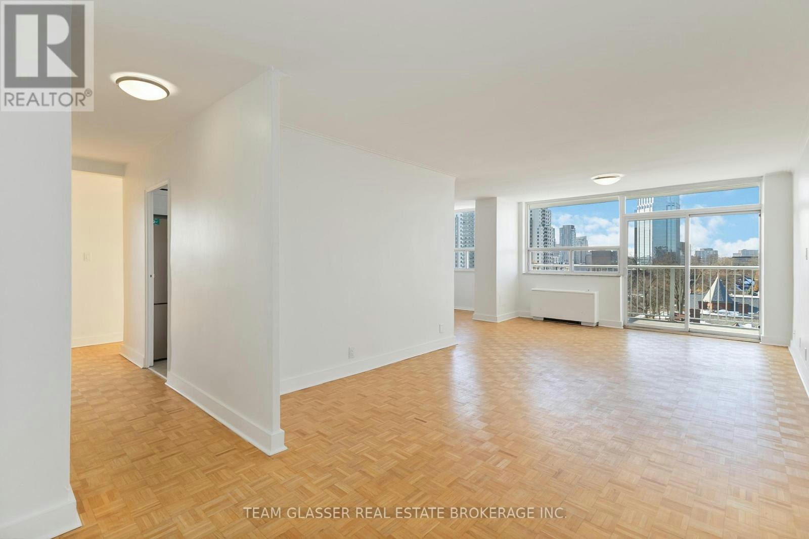 502-396 Queens Avenue, London, ON, N6B 1X7 - 4