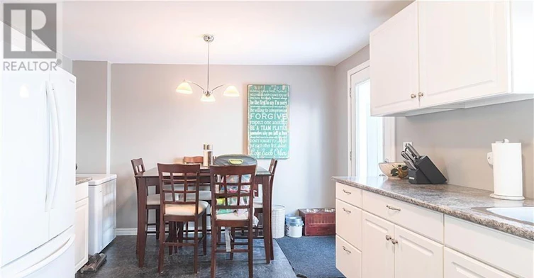 1441 Perth Avenue, London, ON, N5V 2M4 - 6