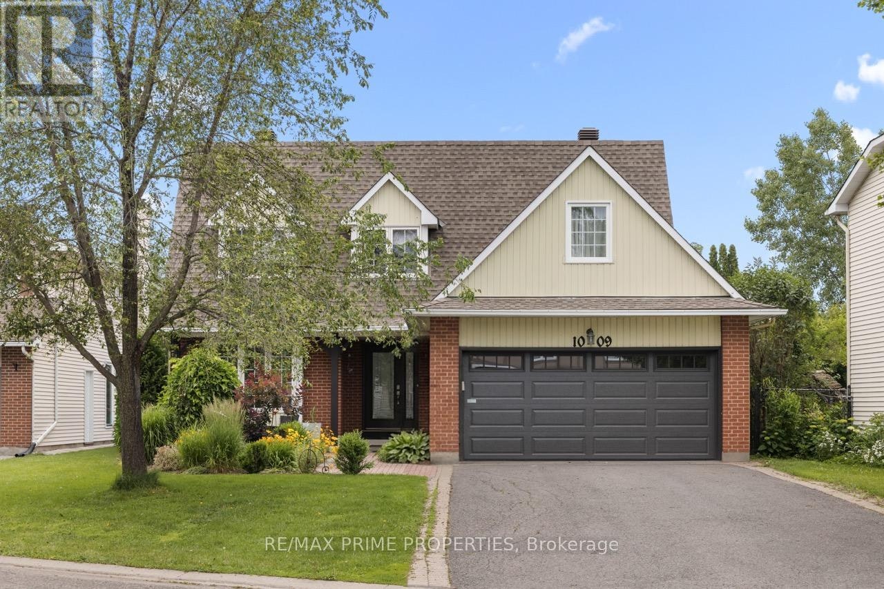 1009 Driftwood Crescent, Ottawa, ON, K1C 2N9