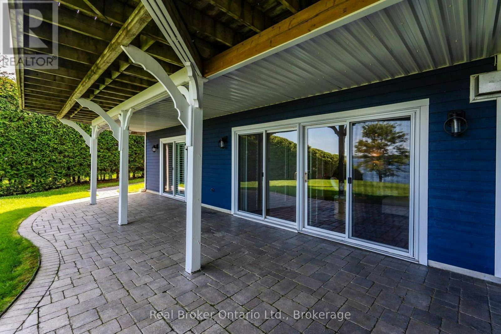 192 Gilwood Park Drive, Penetanguishene, ON, L9M 1Z6 - 2