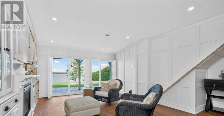 192 Gilwood Park Drive, Penetanguishene, ON, L9M 1Z6 - 4