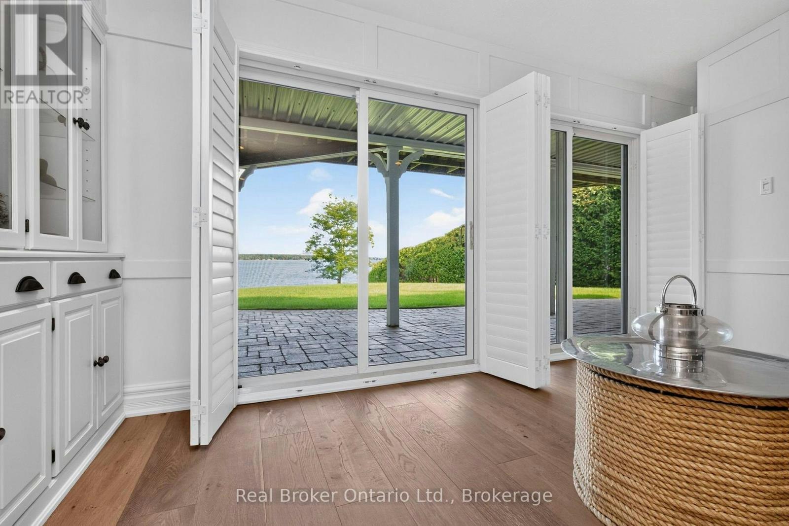 192 Gilwood Park Drive, Penetanguishene, ON, L9M 1Z6 - 3