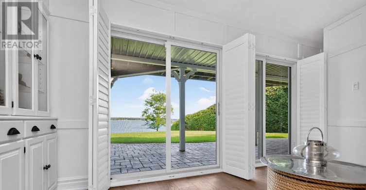 192 Gilwood Park Drive, Penetanguishene, ON, L9M 1Z6 - 3
