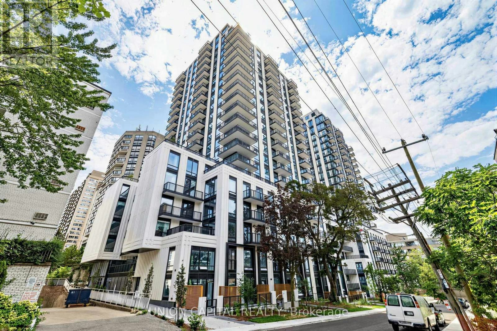 1017-89 Montclair Avenue, Toronto, ON, M5P 0A9