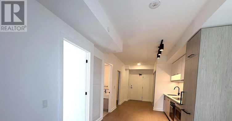 1005-91 Montclair Avenue, Toronto, ON, M5P 0B1 - 7