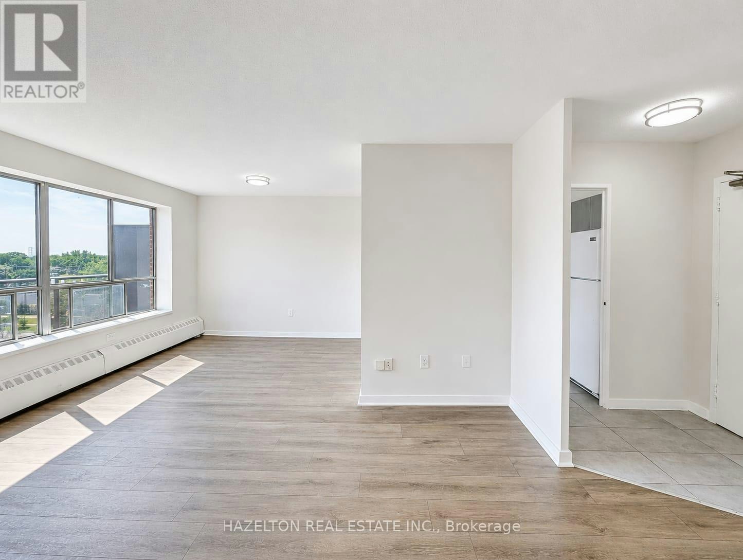 710-1901 Martin Grove Road, Toronto, ON, M9V 3T1 - 3