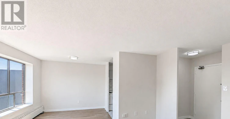 710-1901 Martin Grove Road, Toronto, ON, M9V 3T1 - 4
