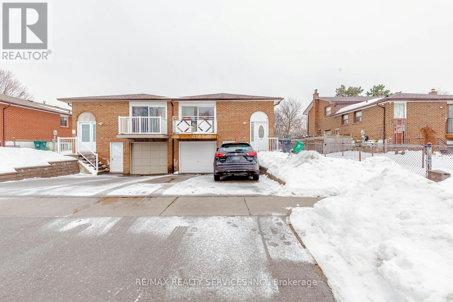 BASEMENT-127 Mill Street N, Brampton, ON, L6X 2P1
