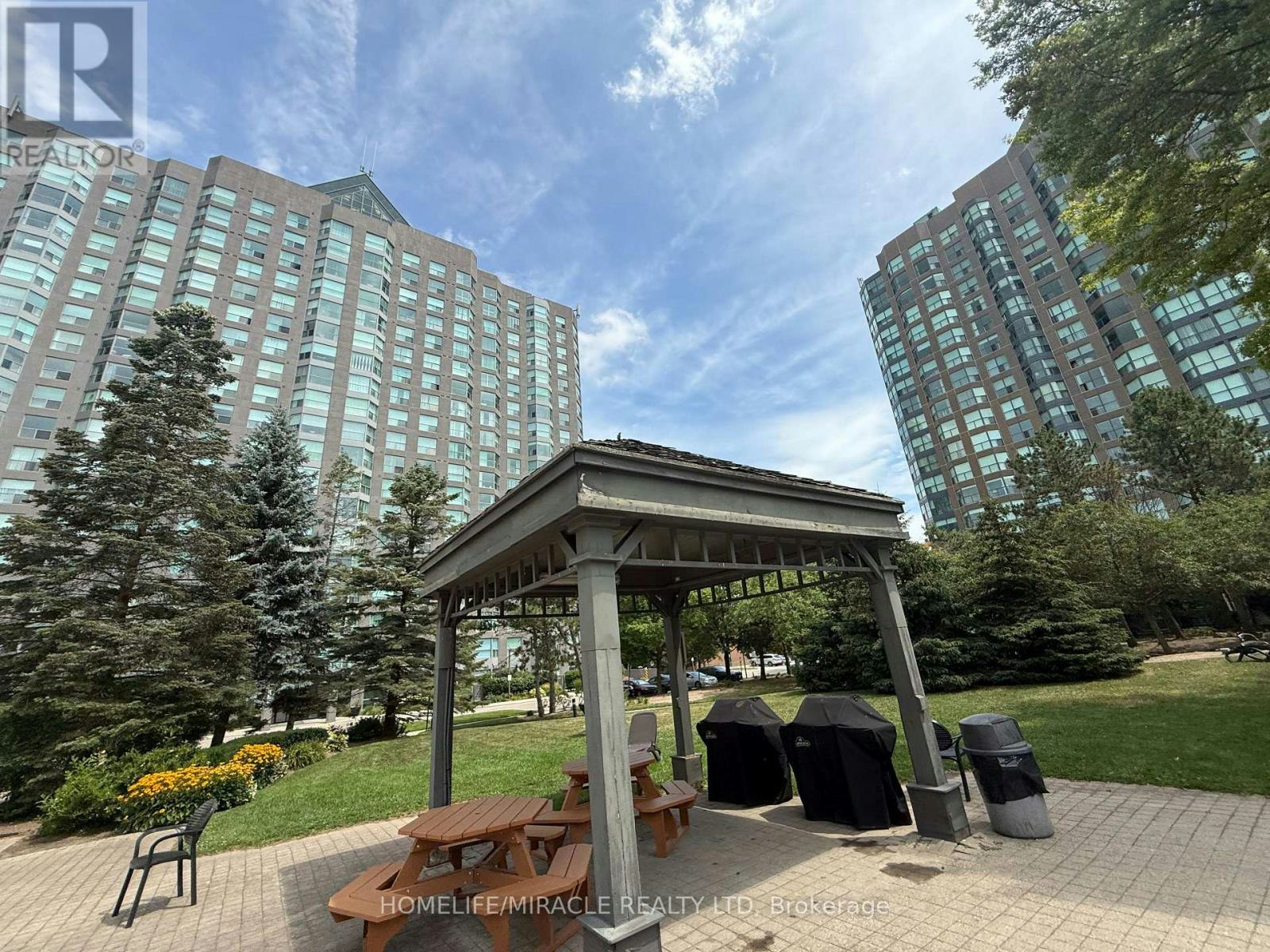 609-2177 Burnhamthorpe Road, Mississauga, ON, L5L 5P9