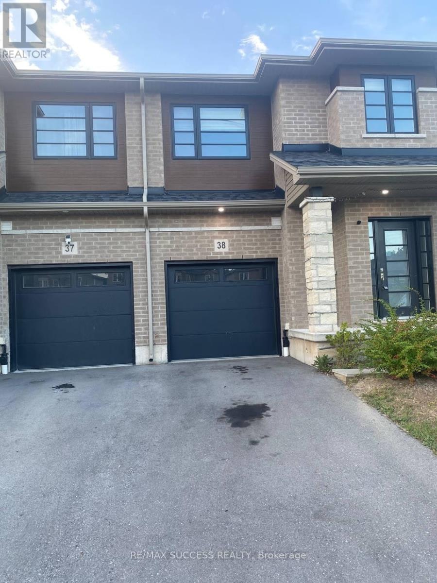 38-520 Grey Street, Brantford, ON, N3S 0K1