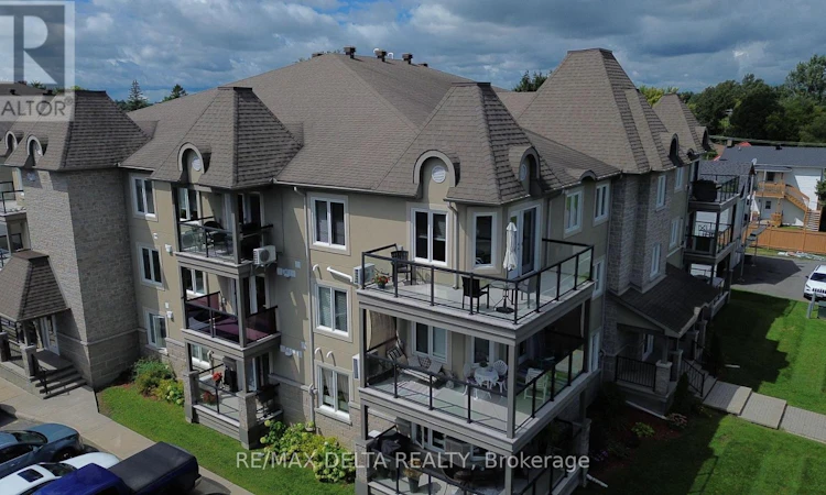 301-775 Brebeuf Street