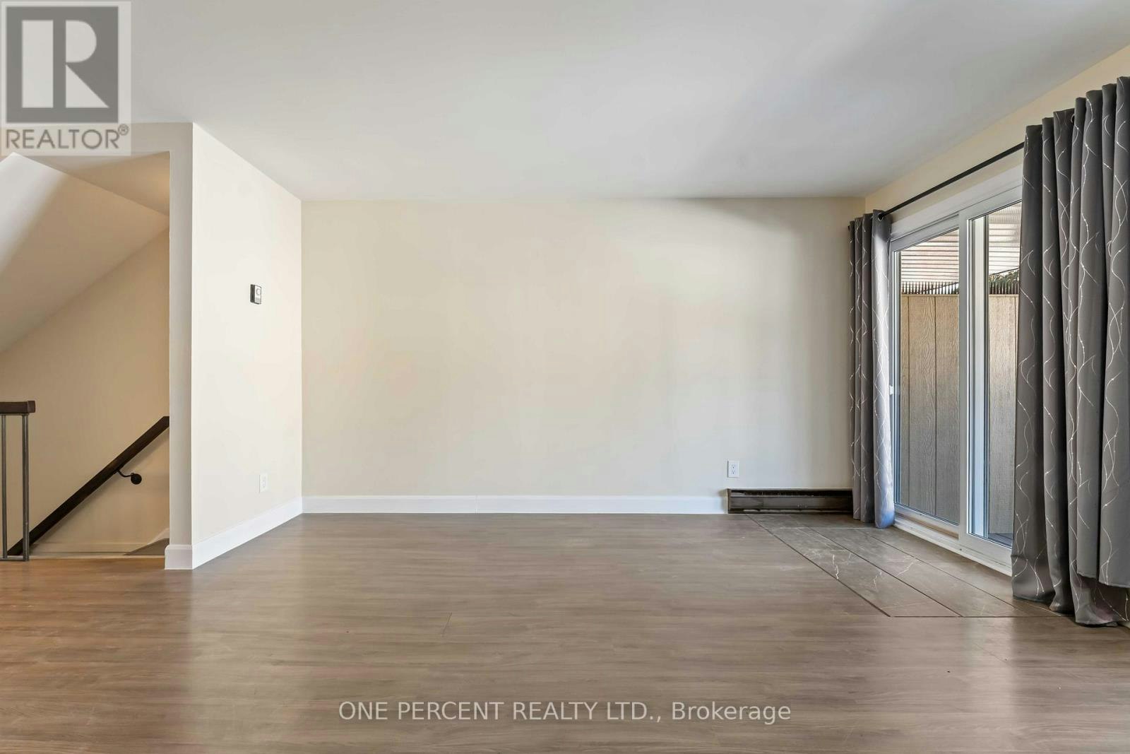 A-6643 Bilberry Drive, Ottawa, ON, K1C 4N5 - 10