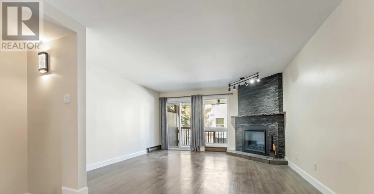 A-6643 Bilberry Drive, Ottawa, ON, K1C 4N5 - 6