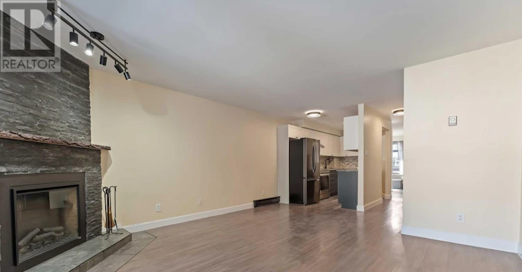 A-6643 Bilberry Drive, Ottawa, ON, K1C 4N5 - 7