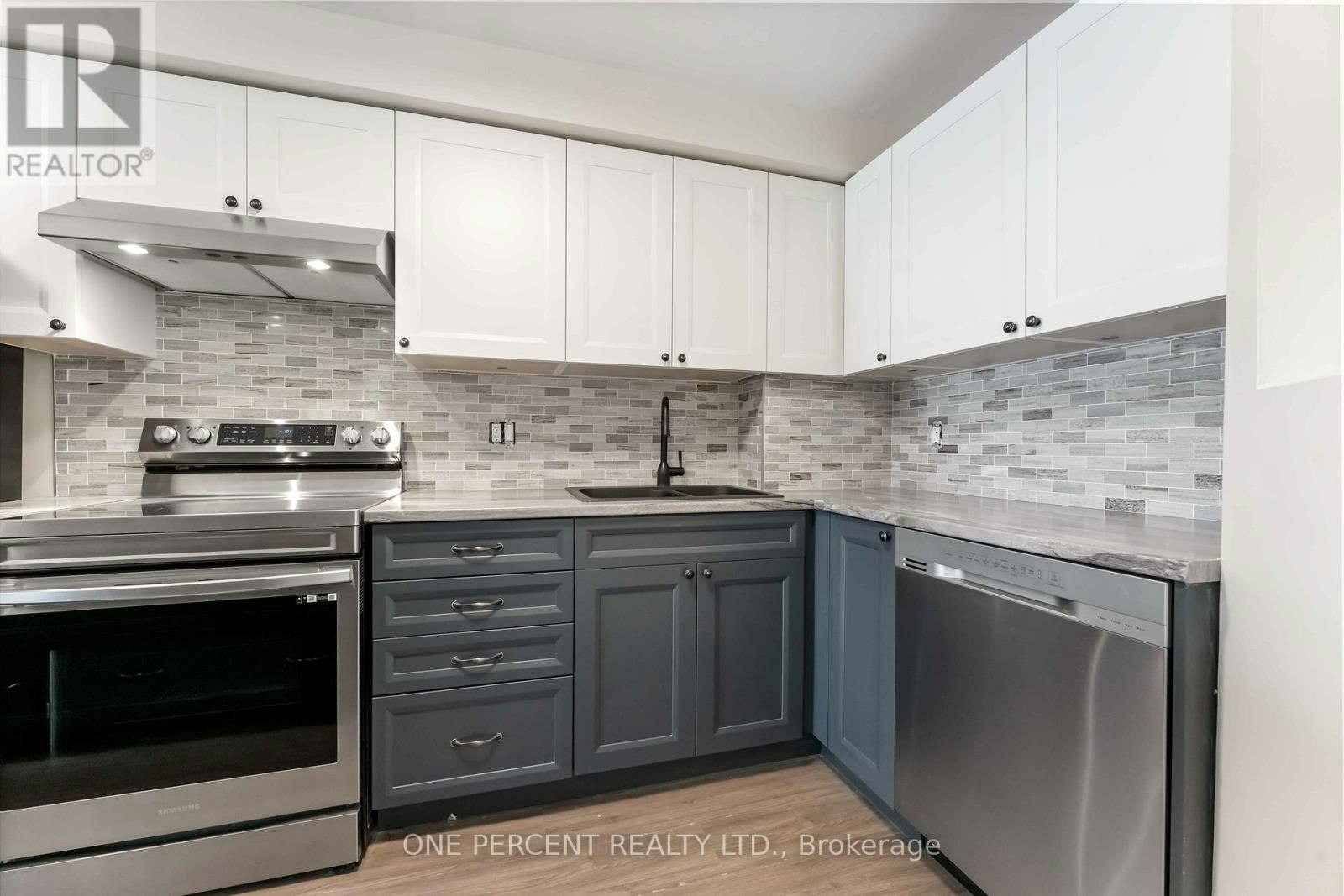 A-6643 Bilberry Drive, Ottawa, ON, K1C 4N5 - 3