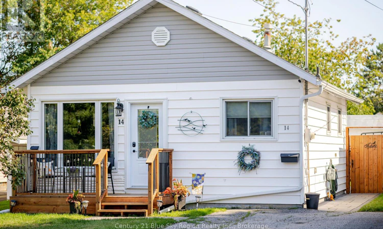 14 Macdonald Avenue W