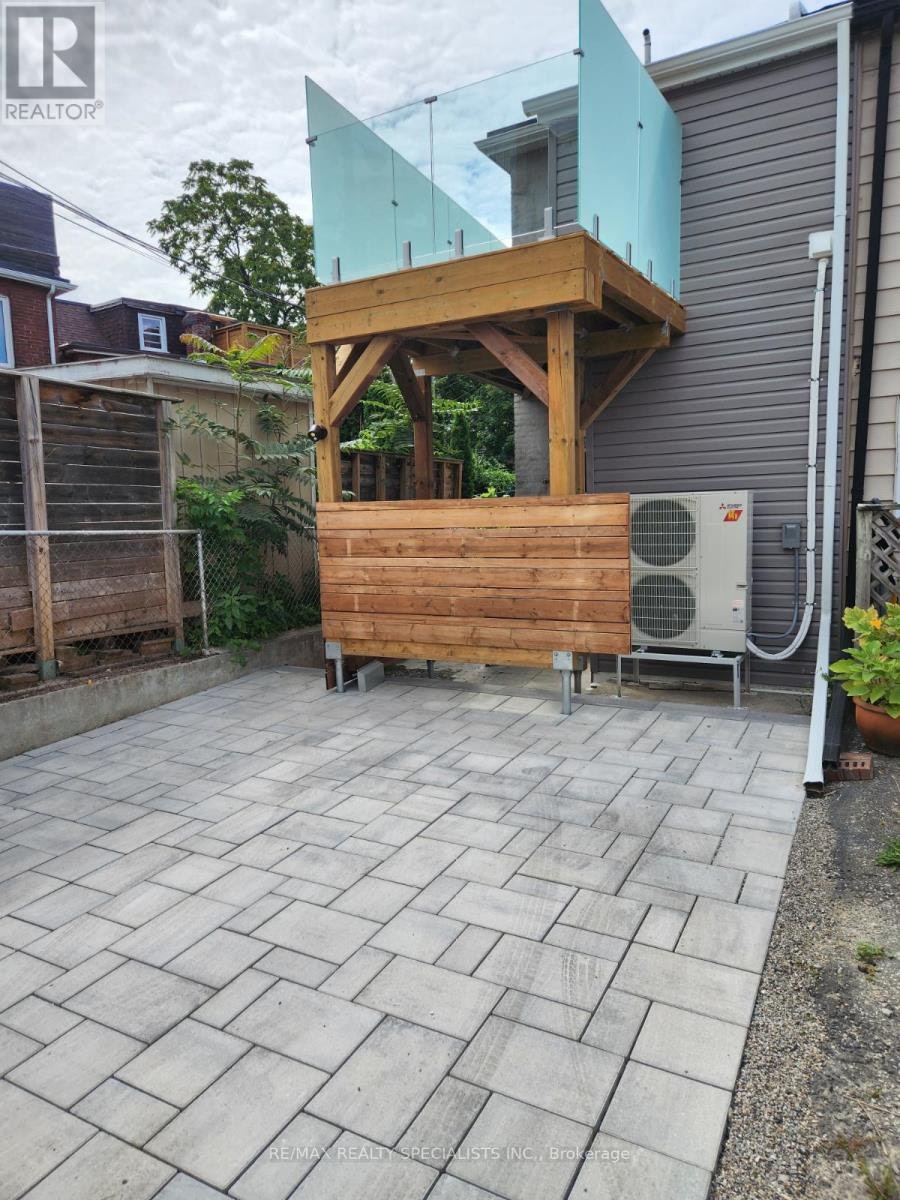 3-82 Marchmount Road, Toronto, ON, M6G 2B1 - 25