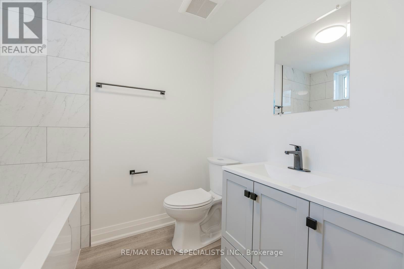 3-82 Marchmount Road, Toronto, ON, M6G 2B1 - 17