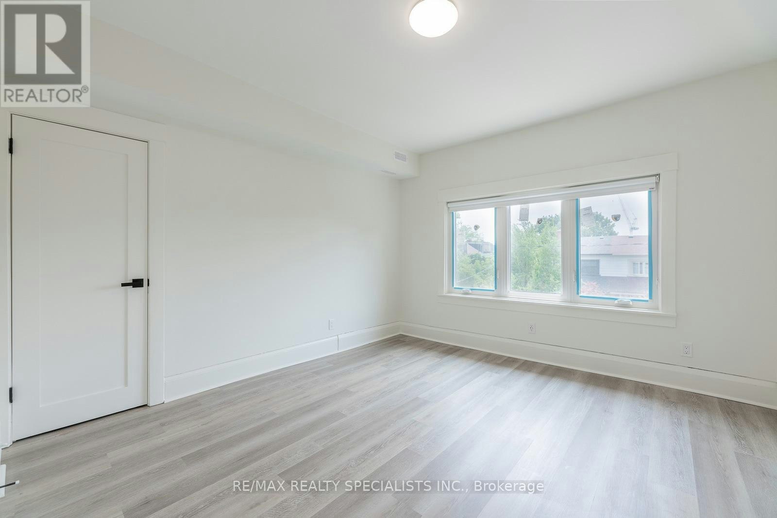 3-82 Marchmount Road, Toronto, ON, M6G 2B1 - 11