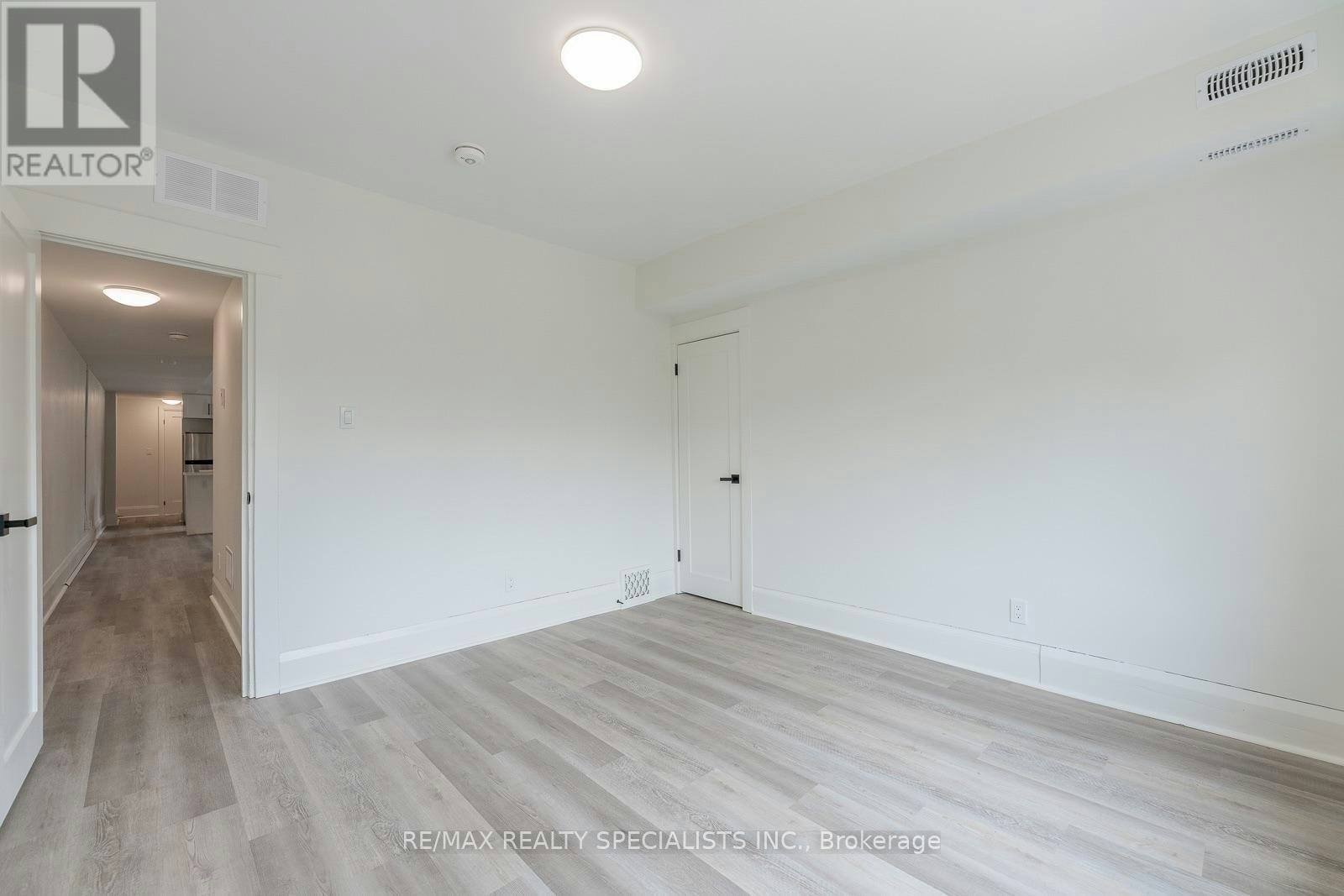 3-82 Marchmount Road, Toronto, ON, M6G 2B1 - 12