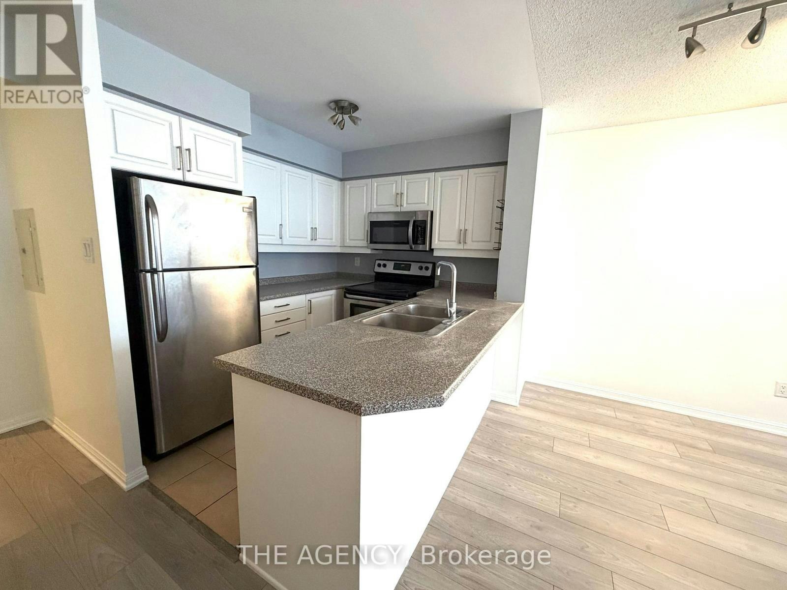 201-3130 Yonge Street, Toronto, ON, M4N 2K6 - 7
