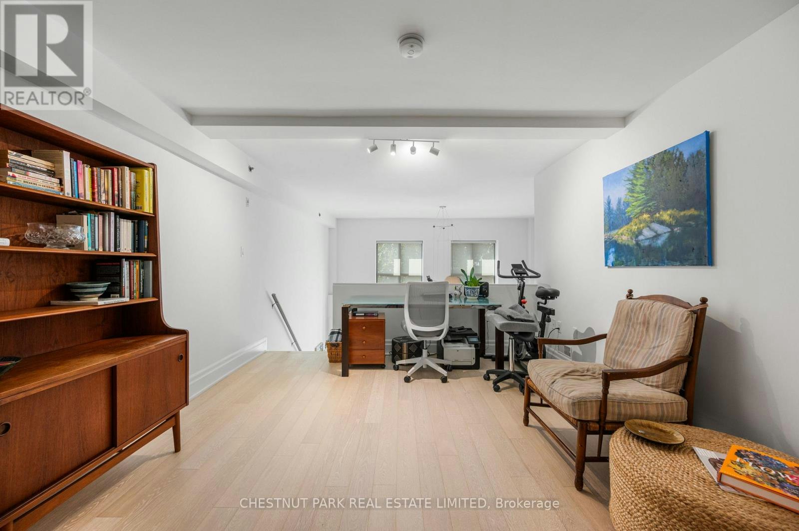 105-525 Logan Avenue, Toronto, ON, M4K 3B3 - 17
