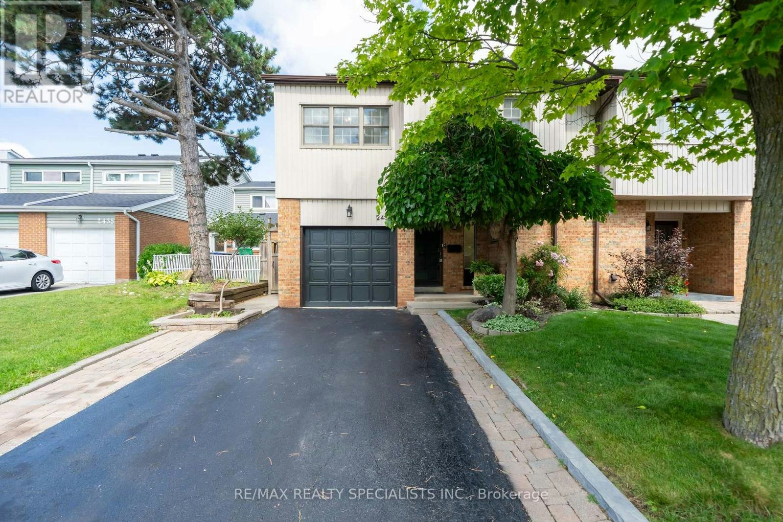 2431 Basswood Crescent, Mississauga, ON, L5L 1Y2