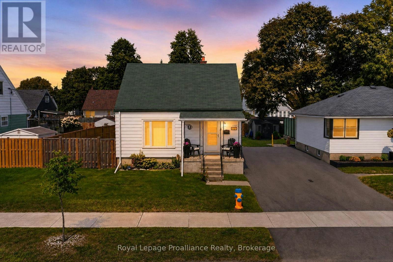732 Gillespie Avenue, Peterborough, ON, K9J 4B7
