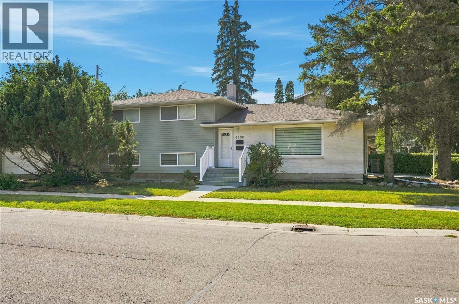 4200 Hillsdale Street, Regina, SK, S4S 3Z2