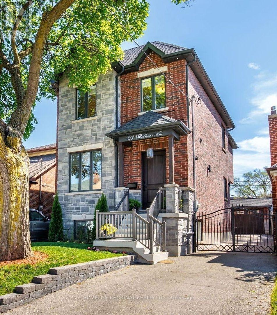 313 Robina Avenue, Toronto, ON, M6C 3Z2