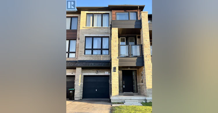 10 Blue Forest Crescent, Barrie, ON, L0J 0N3 - 2
