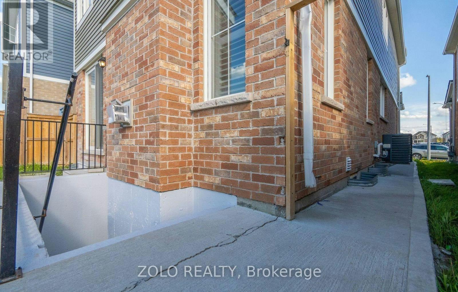 LOWER-112 Ridge Road, Cambridge, ON, N3E 0C4 - 2
