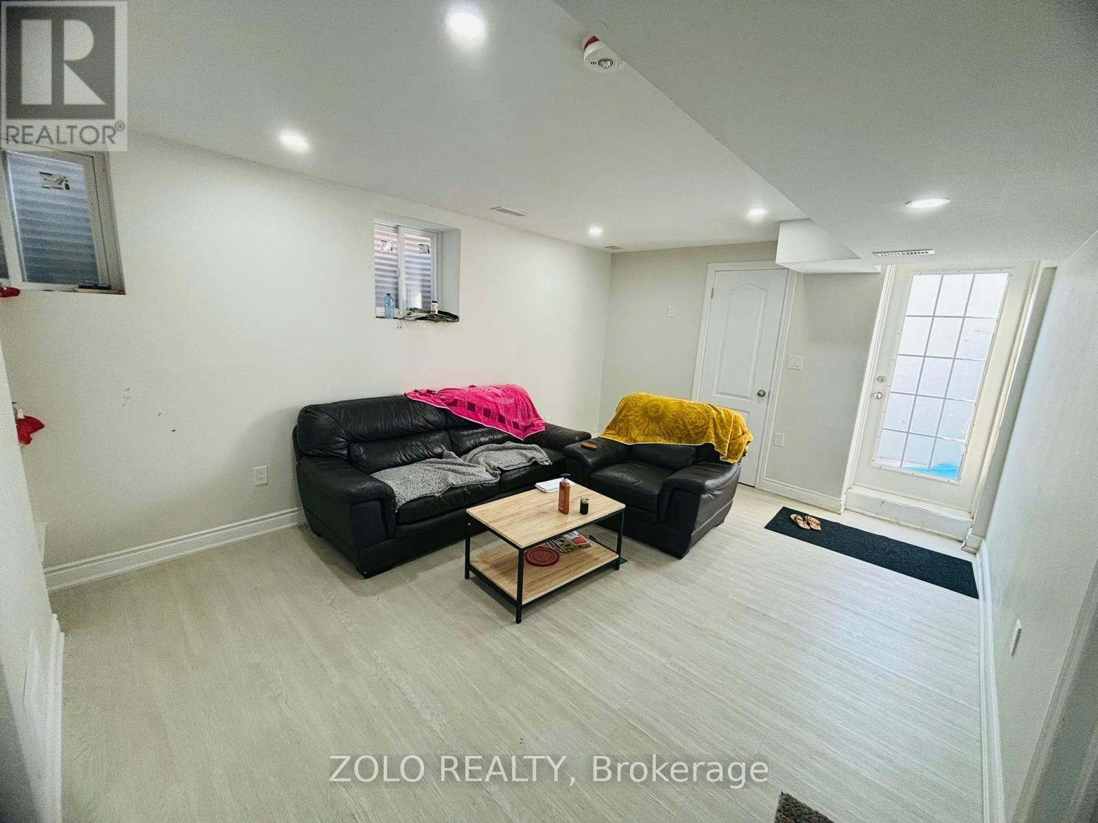 LOWER-112 Ridge Road, Cambridge, ON, N3E 0C4 - 4
