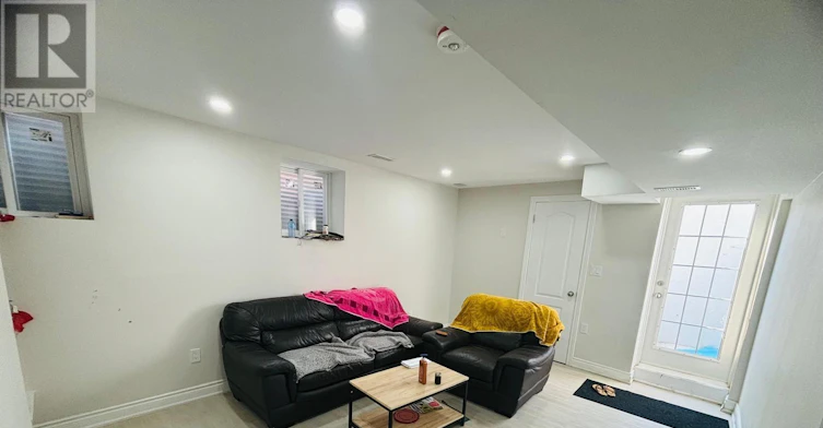 LOWER-112 Ridge Road, Cambridge, ON, N3E 0C4 - 4