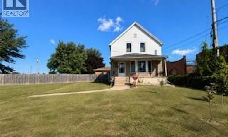 934 Grand Marais East
