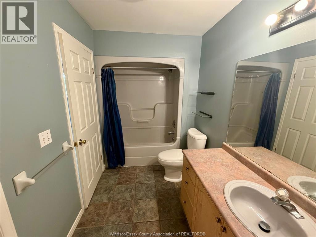 1484 Border, Tecumseh, ON, N8N 4Y8 - 18