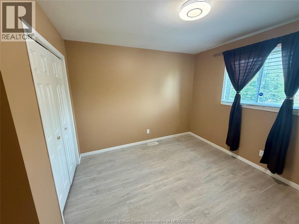 1484 Border, Tecumseh, ON, N8N 4Y8 - 13